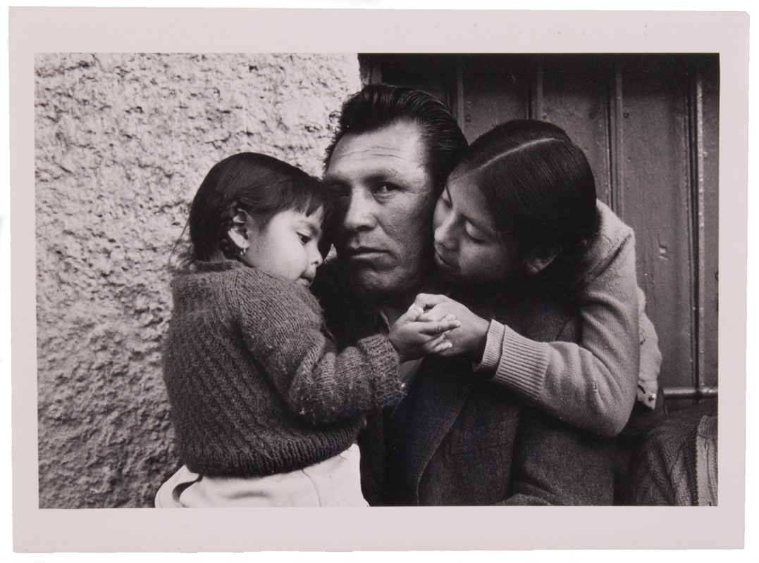 Sebastiao Salgano The faces of other Americas, Bolivia, scatto 1977, stampa 1986 ca, fotografia in bianco e nero, cm 17.8X23.9