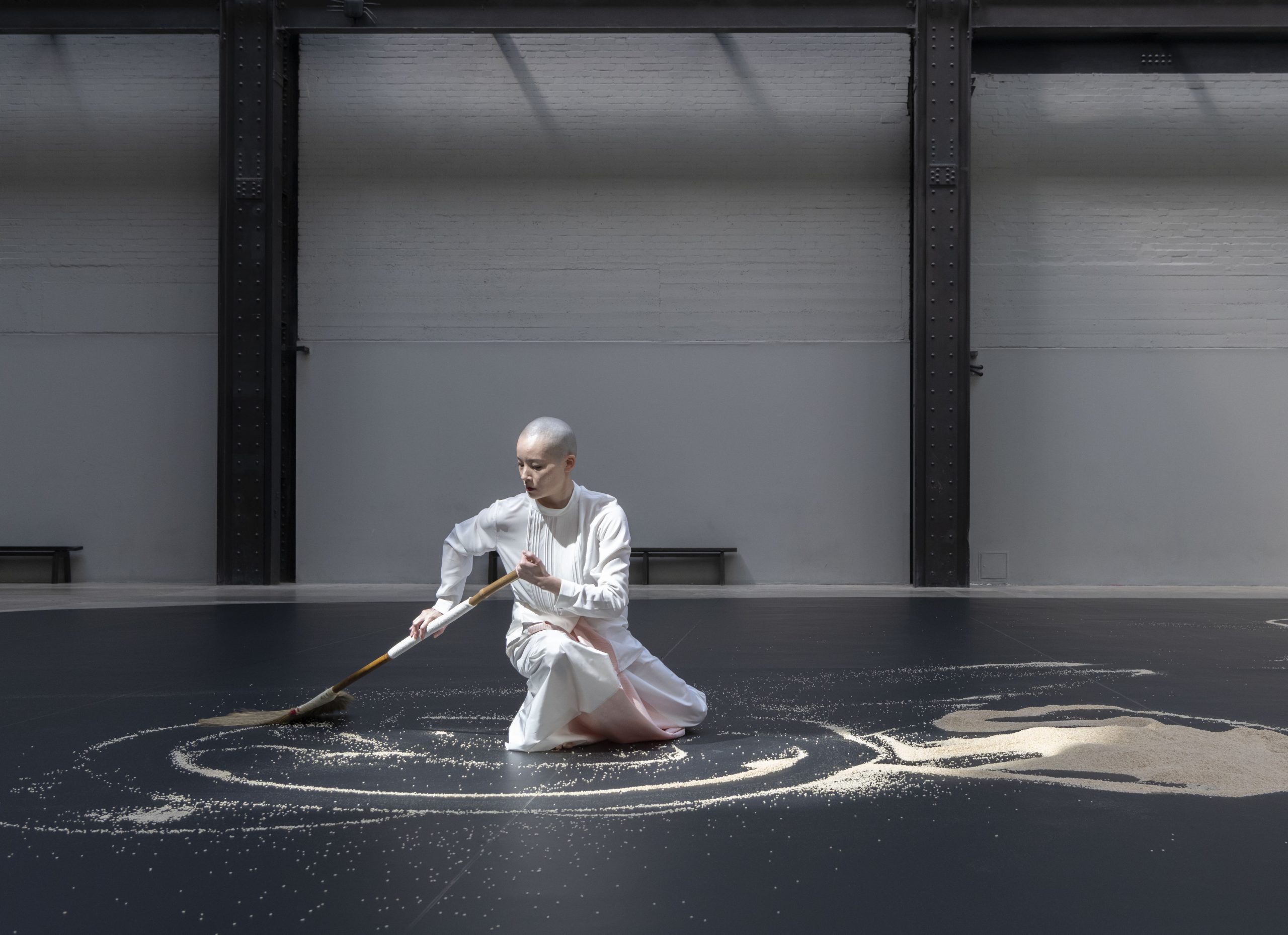 Lee Mingwei Our Labyrinth, 2015-ongoing (Performance view at Tate Modern, May 2022), Photos © Tate Photography - Oli Cowling