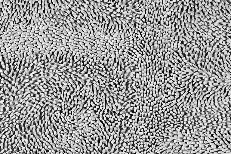 CaCO3, Movimento n. 18, 2011, opera musiva tessellata pietra calcarea, malta su pannello alveolare in alluminio e vetroresina, 60 x 90 cm, Ravenna, MAR - Museo d’Arte della Città di Ravenna